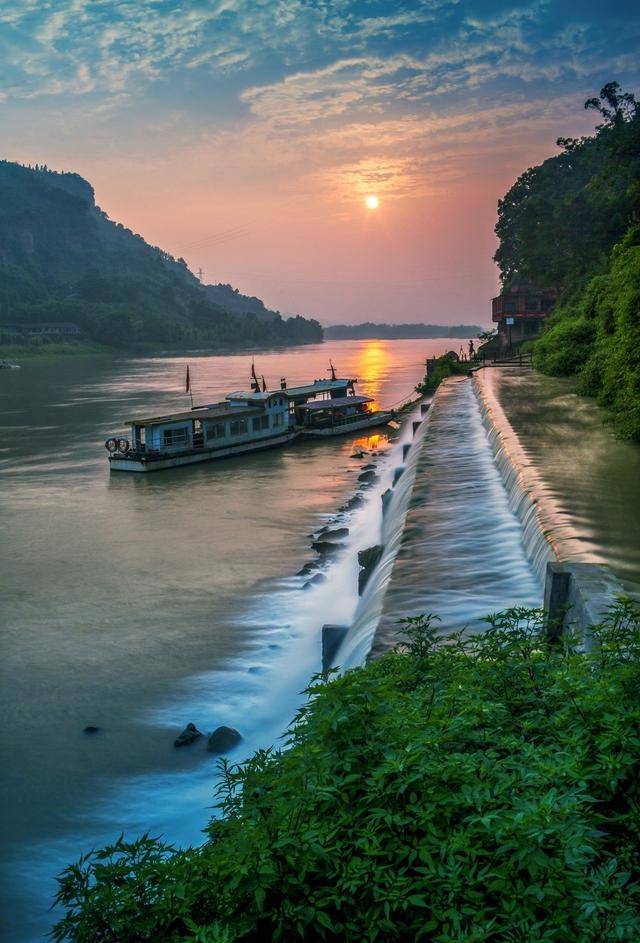 四川新晋4a级景区盘点——乐山市夹江县东风堰-千佛岩景区