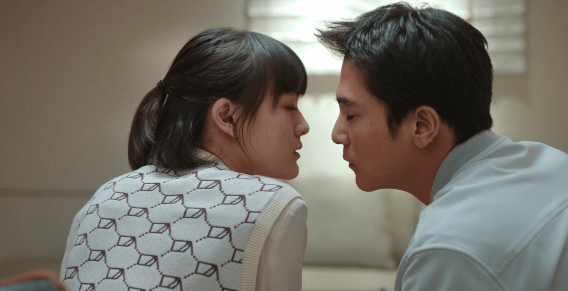 原创生活家顾飞极度脆弱他不是爹系男友邱冬娜是他的妈