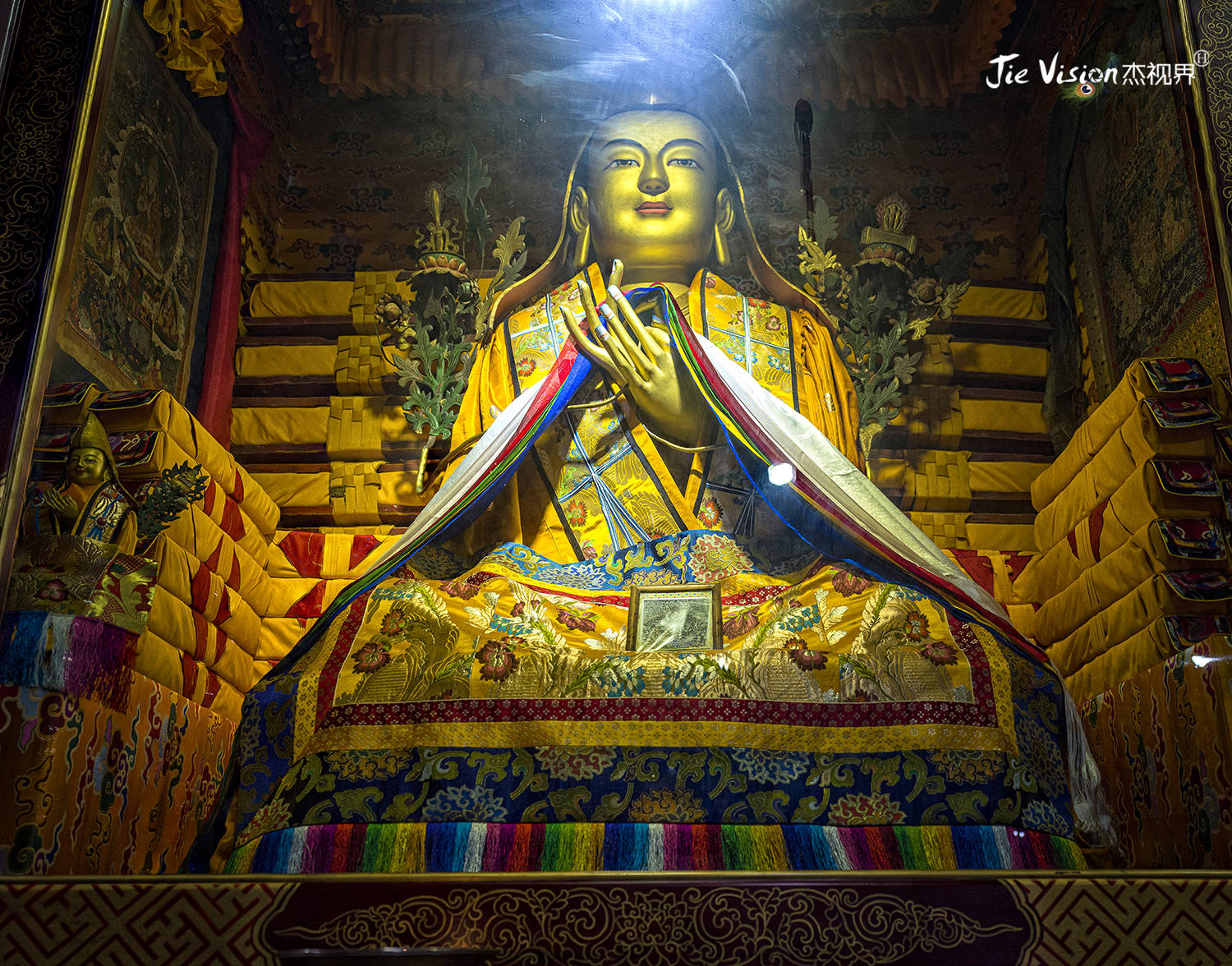 1300���ƽ�10000�������޽��ݶ��ຣ�����ܴ����ľ�ɫ!������