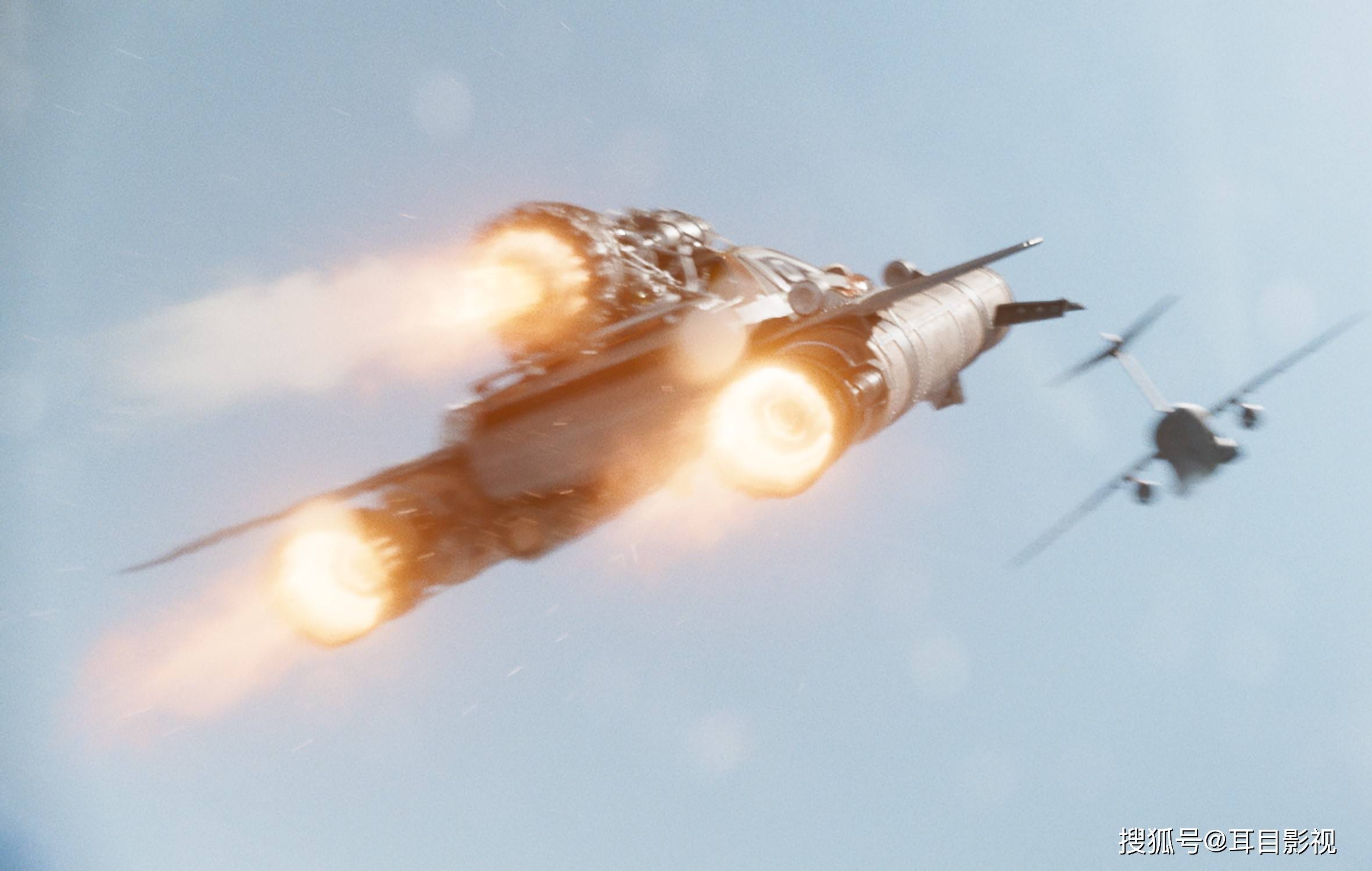 速度与激情9火箭车图片