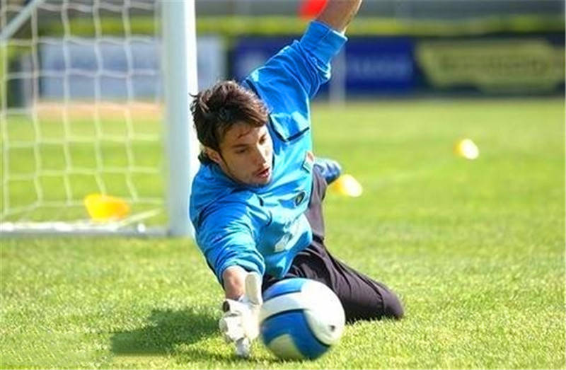 他21岁投尤文,23岁拒阿森纳,25岁交换卡纳瓦罗,28岁遭国米清洗_卡里尼