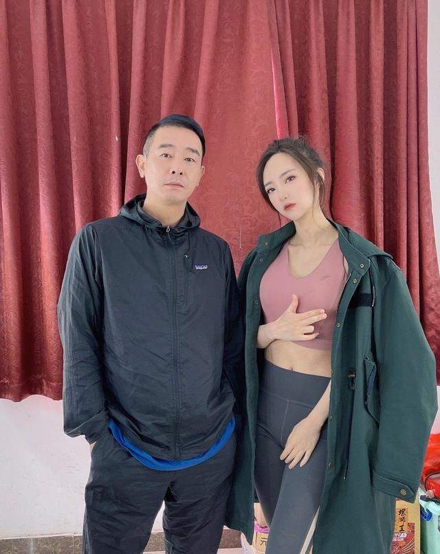 浙江大学美女学霸火了,颜值出众,才华过人,网友:"神仙姐姐"_郭珺