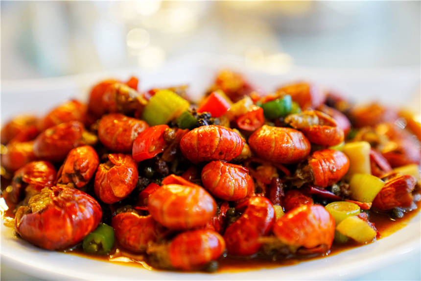 让我好奇的是这里还有一道美食叫做新密虾尾,当地最网红的一道美食