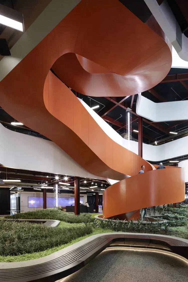 什么是钢结构旋转楼梯杭州一都装饰有限公司为您解惑