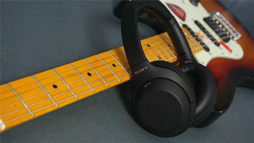 头戴式|“降噪头牌”索尼WH-1000XM4，是不是真的像传说中那么好听+好用？