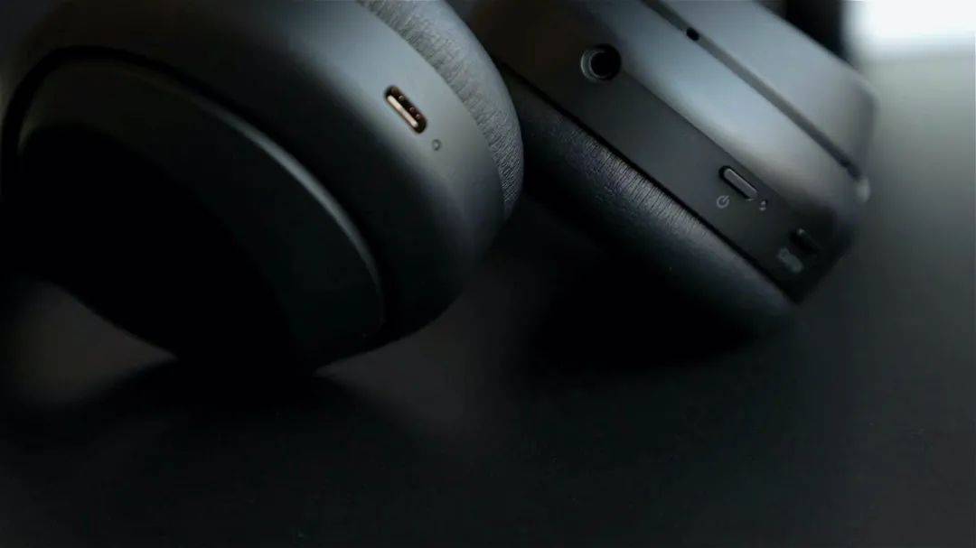头戴式|“降噪头牌”索尼WH-1000XM4，是不是真的像传说中那么好听+好用？