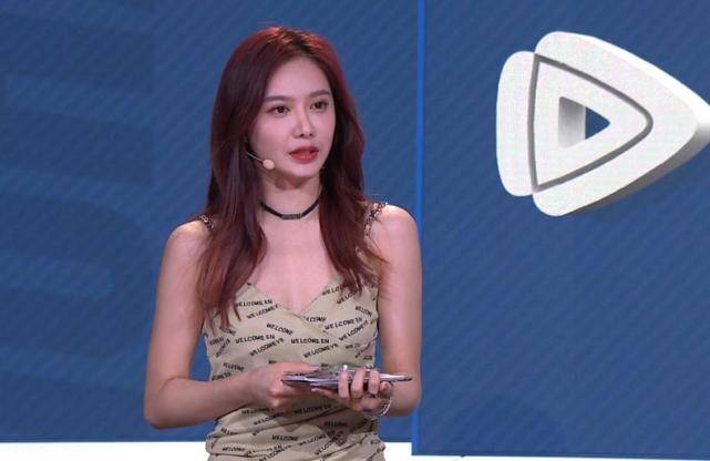 怎么晒太阳不伤眼睛 a8f84a9dabde4103a91ba04195fc6b9d.jpeg