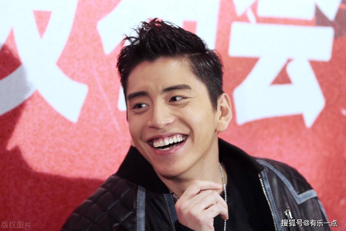 原创王大陆新恋情曝光街头拥吻蔡卓宜网友戏称大口吃蔡