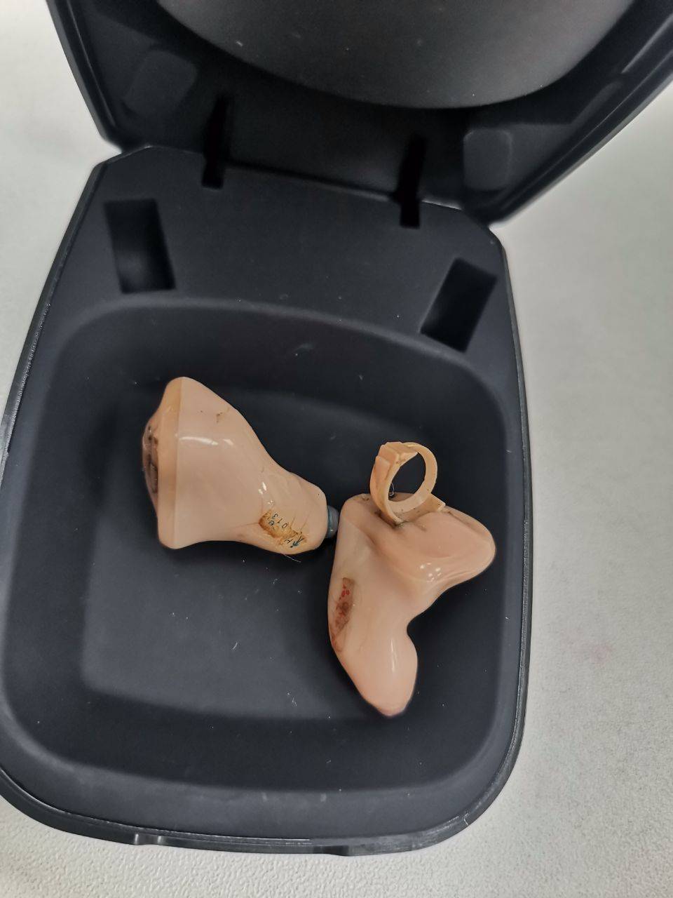 13年的惠耳助听器还在使用