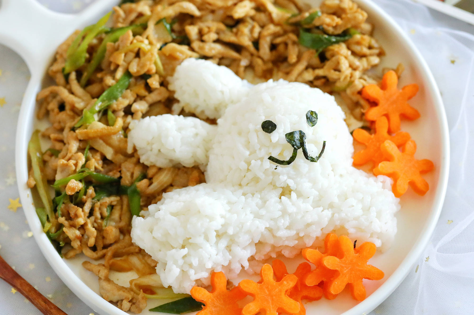 快六一了和儿子一起做儿童餐没胃口也能吃一盘好吃又好玩