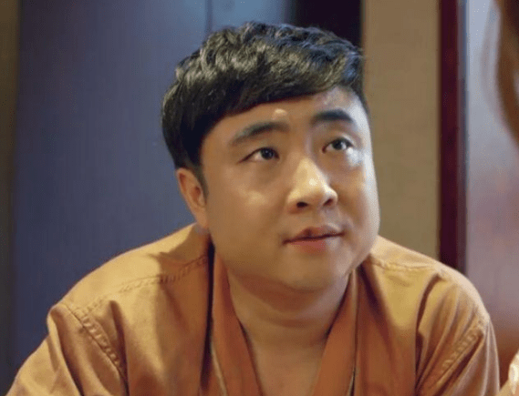 原创苦熬多年不红却靠洗脚成名龙套到喜剧男神乔杉的血泪史