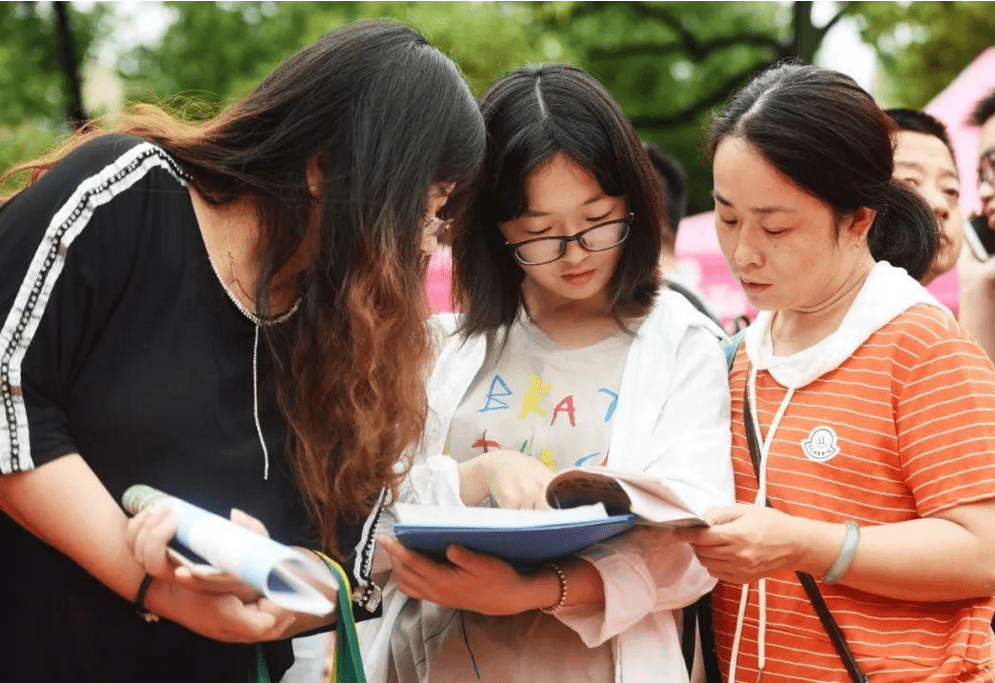 女性职业排行_揭秘澳洲十大高薪职业排行榜