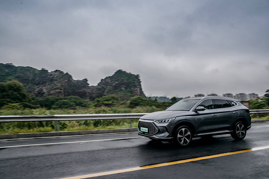 家用为主的全能选手,试驾比亚迪宋plus dm-i