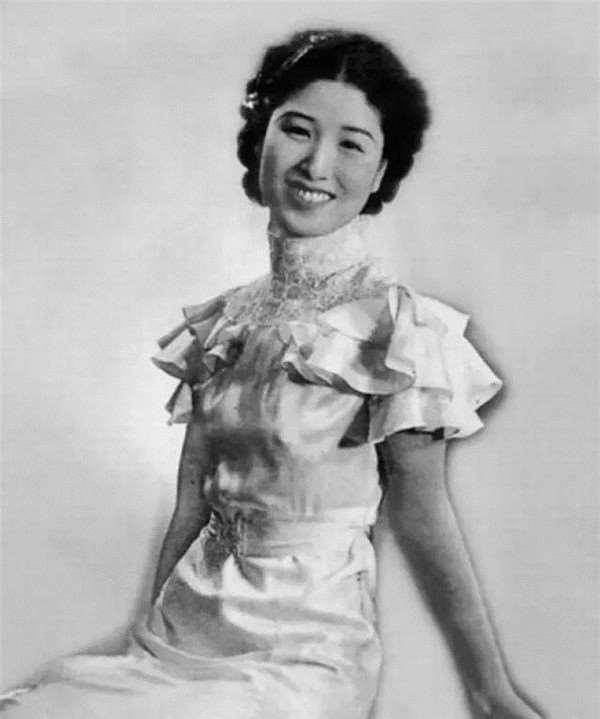 原创郑苹如中统头号冷艳女杀手欲中止刺杀任务厕所暴露身份被捕