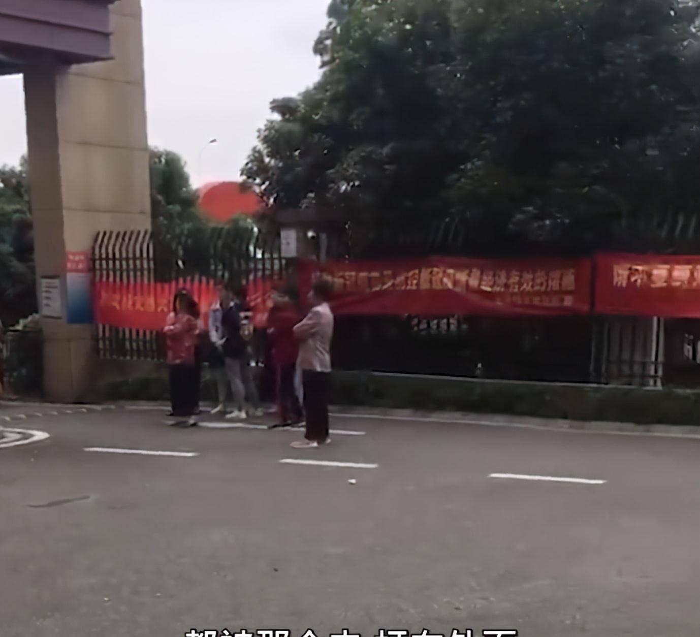 道闸排行_道闸不见了,杭州西湖区这10个停车库率先撤杆运营(2)