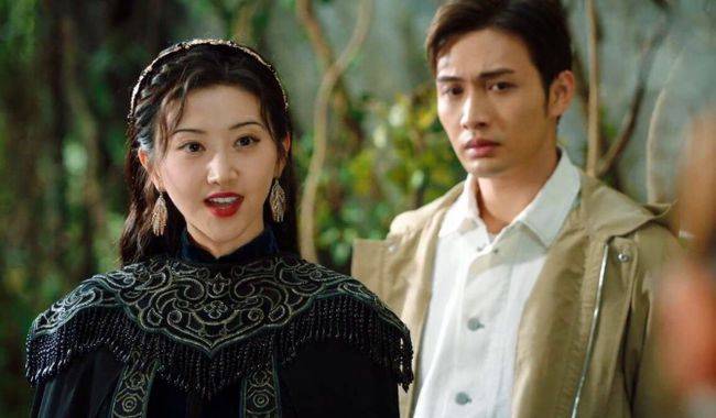景甜调侃李依晓：为何会出演《司藤》白英，她的回答够笑三天！