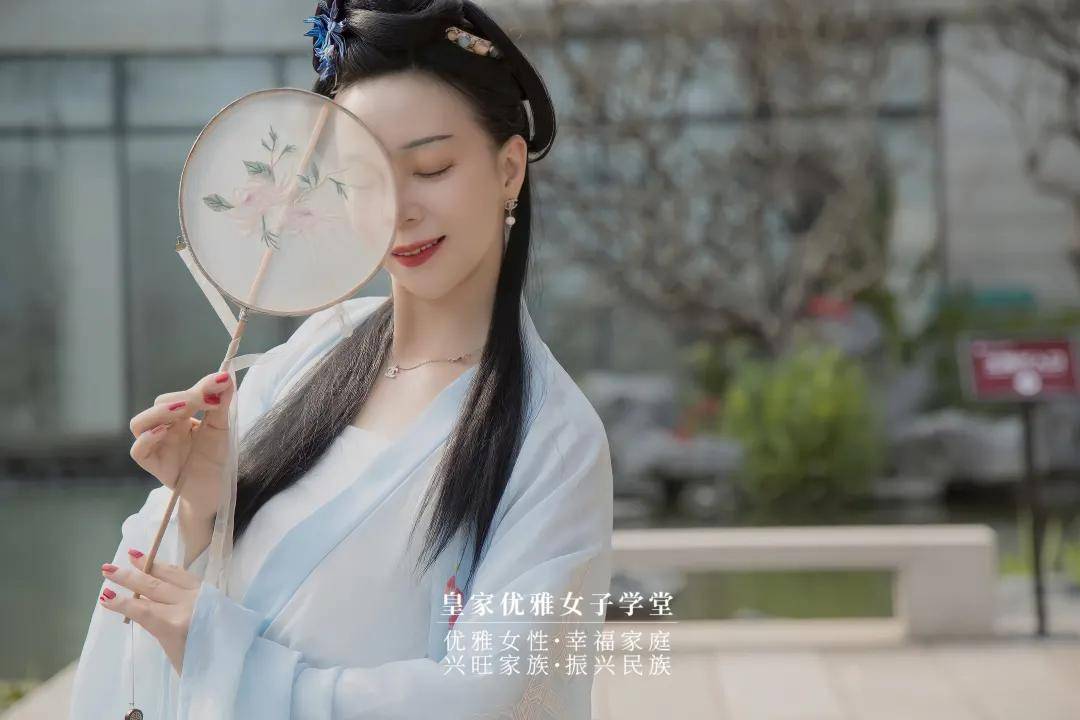 皇家·同學會 | 化身花旦,沉醉於一場粵韻風華_粵劇