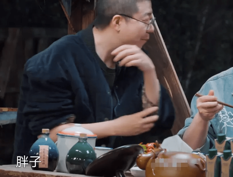 《向往5》連飯都不好吃了？7個人吃一鍋蝦還有剩，黃磊臉色難看 娛樂 第15張