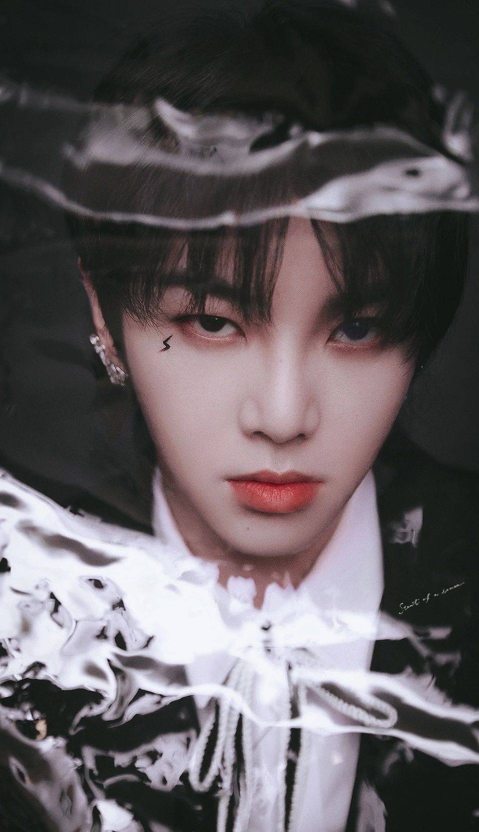 蜡笔小新动态壁纸可爱版| TikTok, image size:960x1667