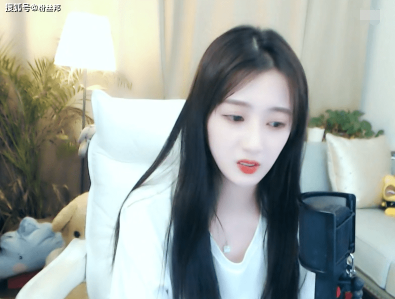 不解决神豪羊总就退网沈雨萱回应她很生气必定起诉李黑龙