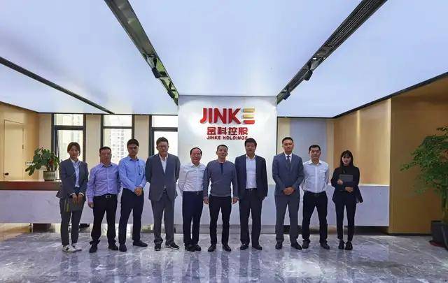 金科创始人黄红云"婚变"拉锯战,分家为何难"割舍"?_陶虹遐