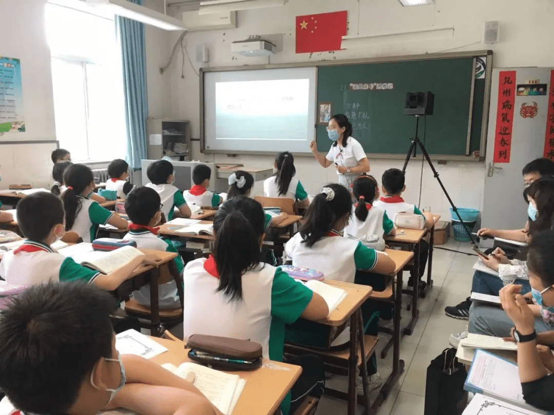 北京垂杨柳中心小学钟亚利校长,垂杨柳中心小学劲松分校马守凤校长手