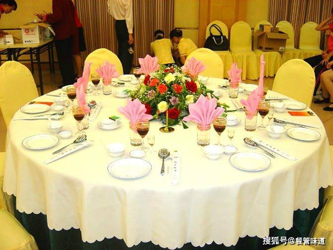 什么是饭店前厅 20e006809a0e4ae3a14700eef1cdc8c2.jpeg
