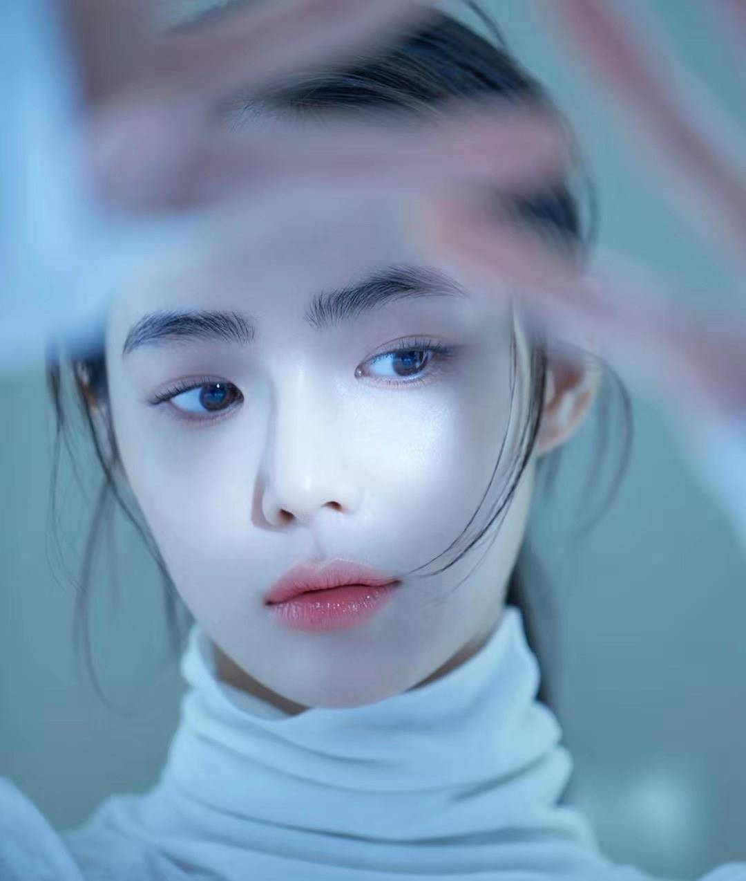 洪秀珠被封为新一代冰山美人 搭档灿烈出演mv 清纯气质神似郑秀晶 装饰