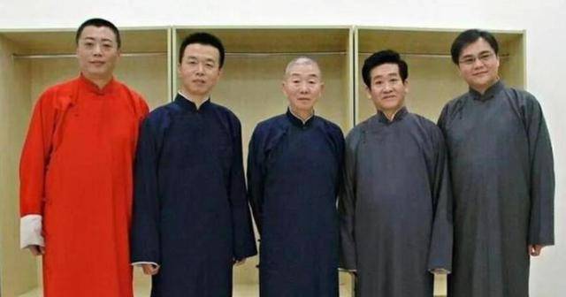 原创龙字科招生总决赛郭德纲用范振钰高峰砸挂网友喊赵津生看直播