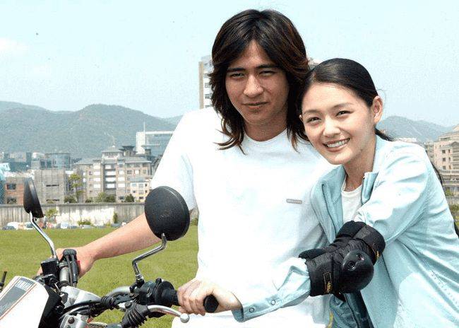 离婚是真的大s向好友表明态度并希望婚变事件能够圆满落幕