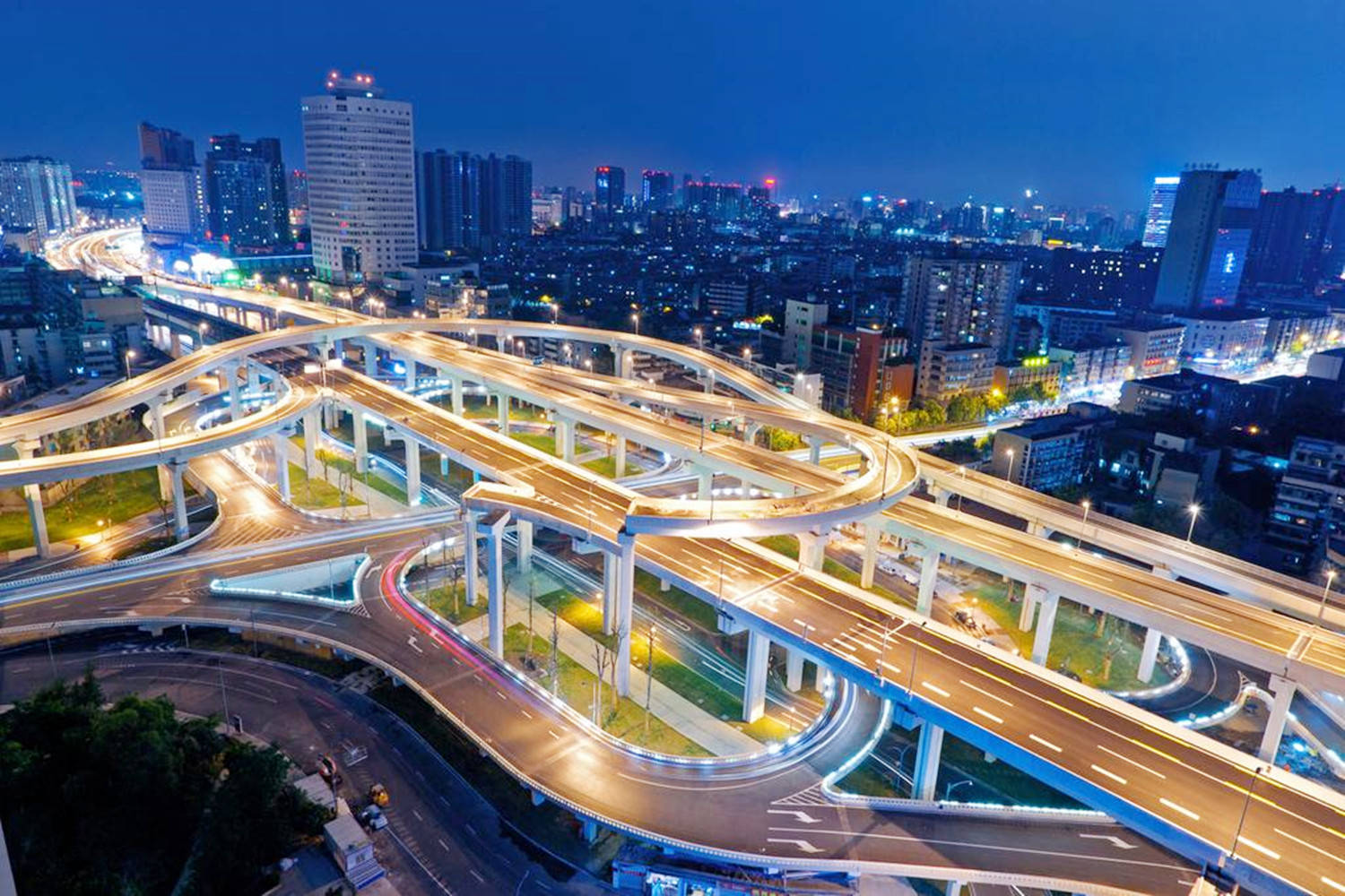 今天就介绍四座成都周边比较出色的城市.