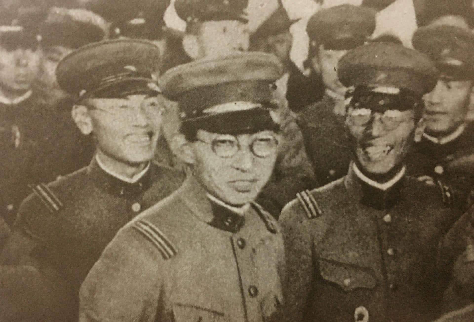 揭秘日本二二六兵变：打着尊皇旗号的兵变，为何被天皇本人镇压？_叛军