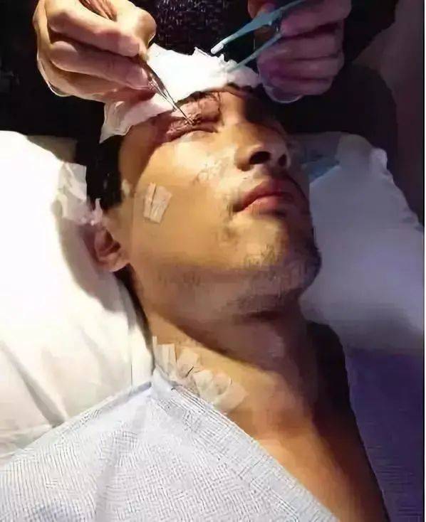 原创胡歌薛佳凝无望复合因为男方妈宝男太严重
