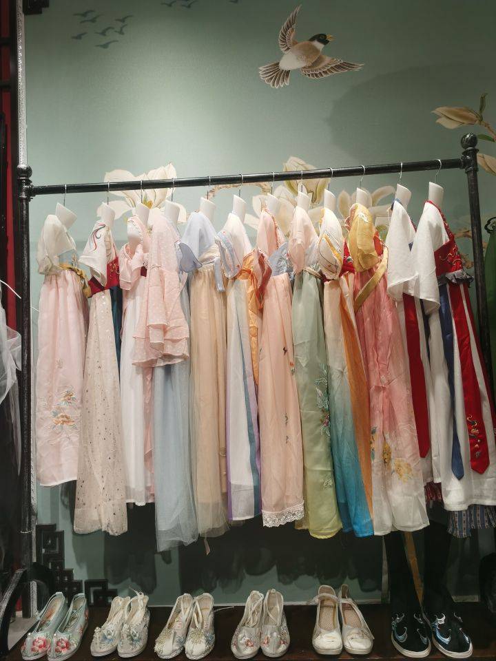 品牌|听说素锦青衫汉服馆生意很火,开汉服店的馆主们都是这样做的!