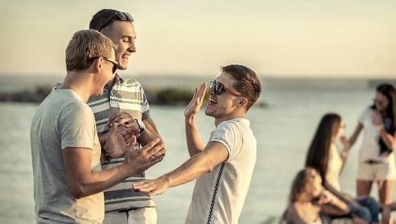 单打独斗还是抱团前行 4ea01dceabf64bbaa3b85fb9950dd31c.jpeg