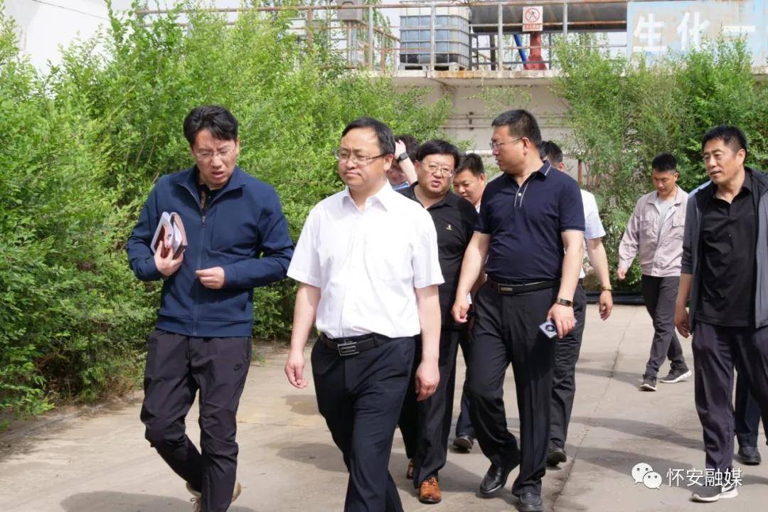 怀安县委书记刘源到清源污水处理厂调研