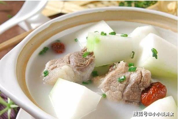 排骨汤怎么炖最有营养价值 de15adbe40174b2dbbf0b15b963e5a20.jpeg