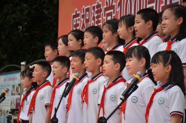 学党史润童心武汉东湖小学党史学习教育走新又走心