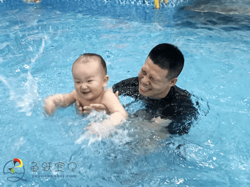 游泳人均哮喘_支气管哮喘图片(3)