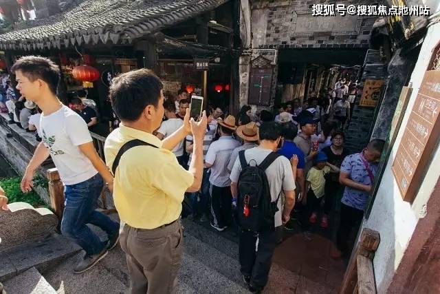 美国最新24小时新闻视频 90831b355ac648198f706ab2400459a3.jpeg