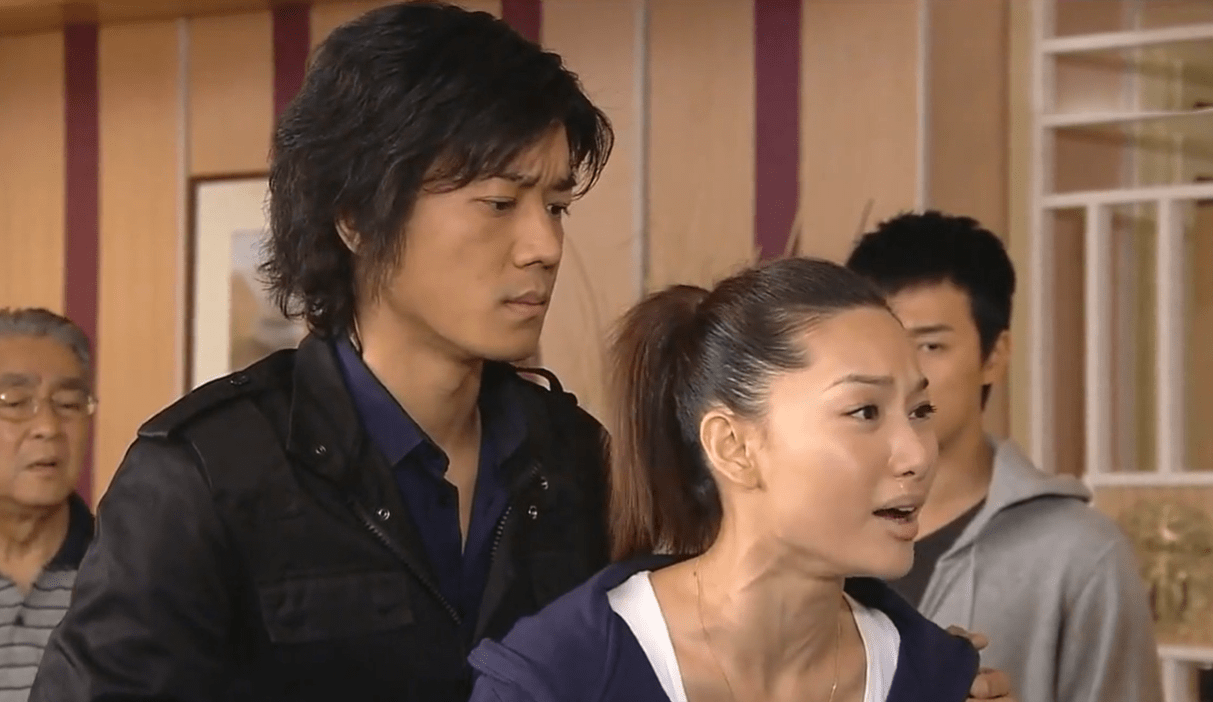 这,也就是《家好月圆》最具经典的名场面.