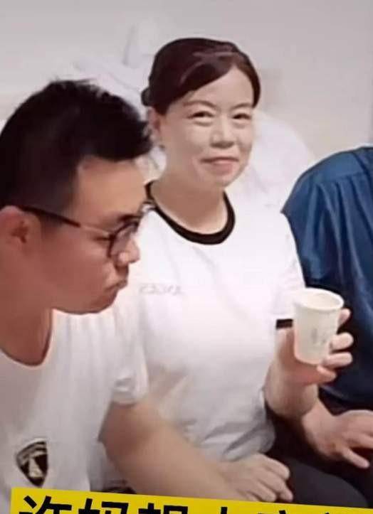 原创奇奇幼儿园亲子节目姚爸许妈开心包粽子回郭威家姚爸大秀厨艺