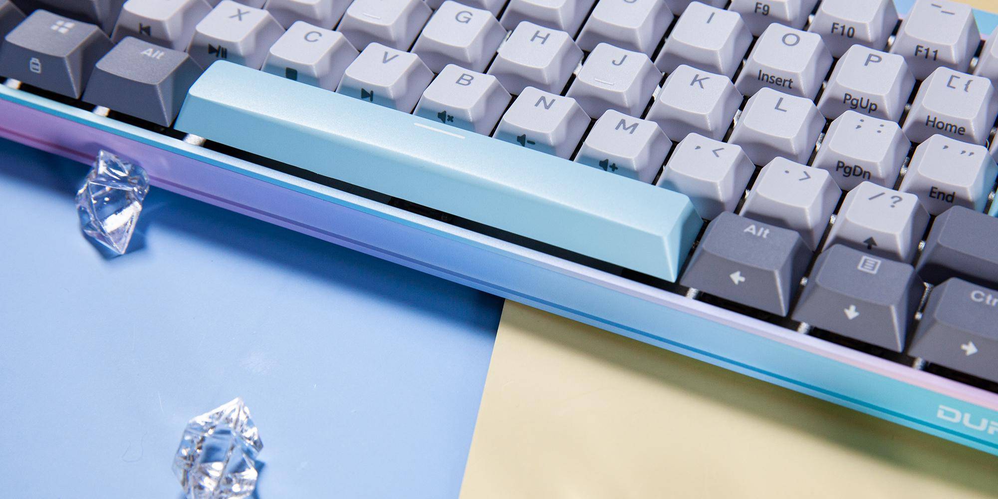 摒弃樱桃 618“抢鲜”入手新款全系定制佳达隆轴体的杜伽K330w