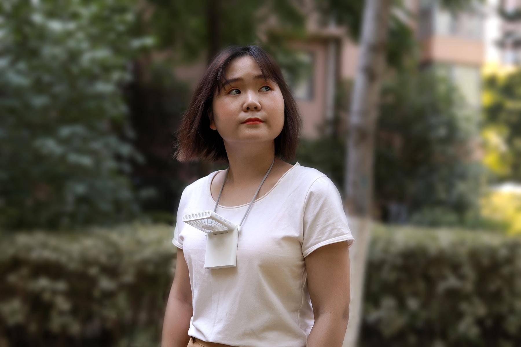 这个夏天，有你的陪伴就好！ZMI紫米挂脖折叠风扇评测