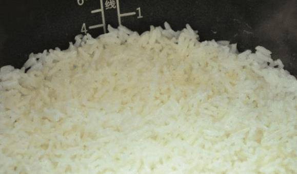 米饭怎么蒸不粘在一起 3811c1d161d348a5b023cc47a39a72c0.jpeg