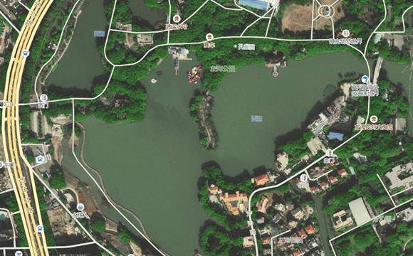 然而,令这些老百姓意想不到的是就在这安静祥和的左海湖中竟然藏着一