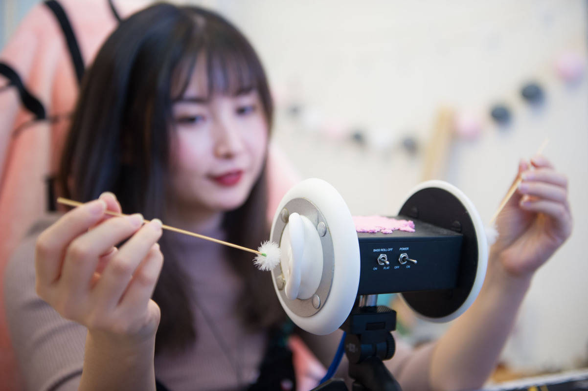 又一灰色生意兴起赚钱都靠哄人有从业者月收高达3万