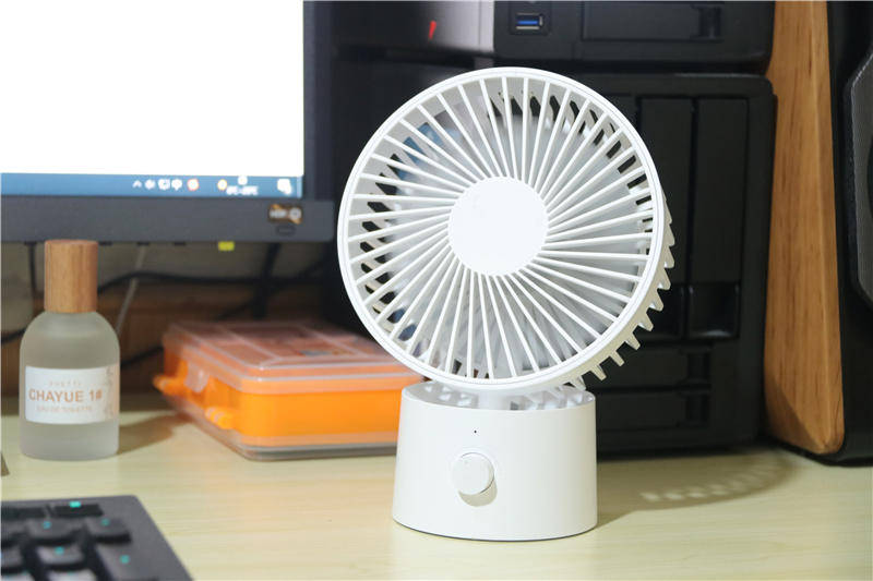 无级变速续航长达18小时紫米桌面风扇体验分享