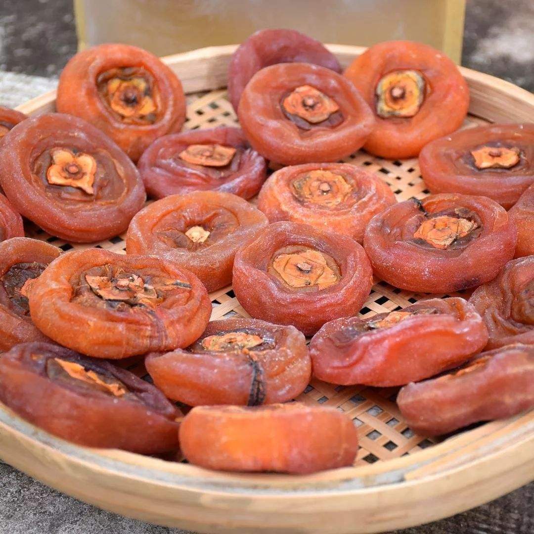 怎么晒柿饼晒得快 e4eee11310d34b258cf7d22560998d68.jpeg