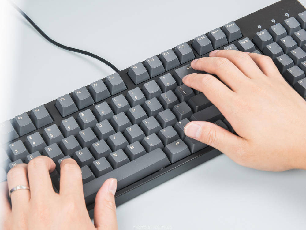 不到千元打造全平台电竞套装手感与性能强到不可思议